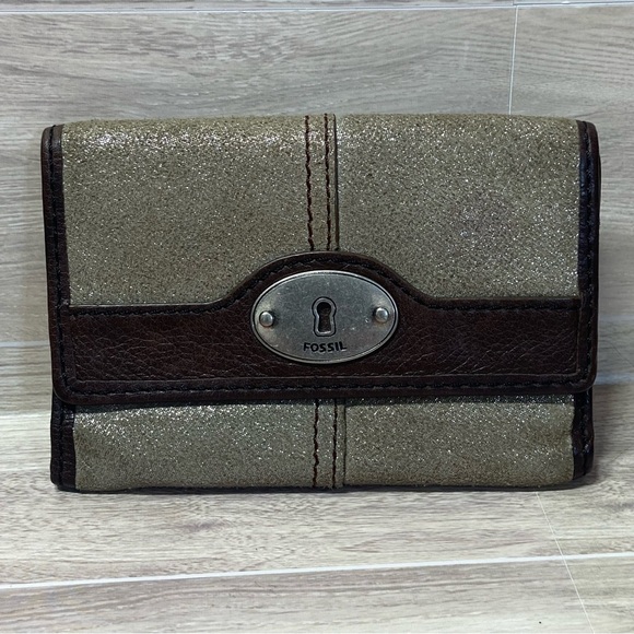 FOSSIL / Ladies Brown Leather and Tan Metallic Tri Fold Wallet - Picture 1 of 10